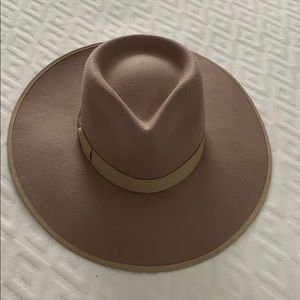 Lack of color rancher hat